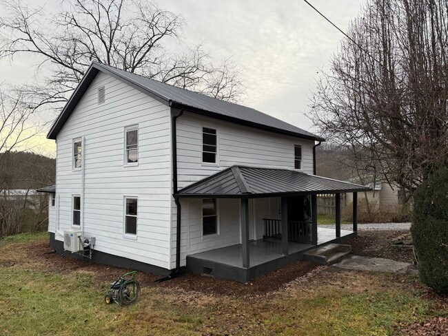 Building Photo - 576 Pickens Hwy