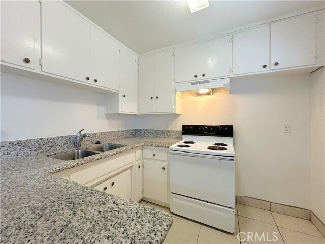 Building Photo - 2778 Conejo Dr