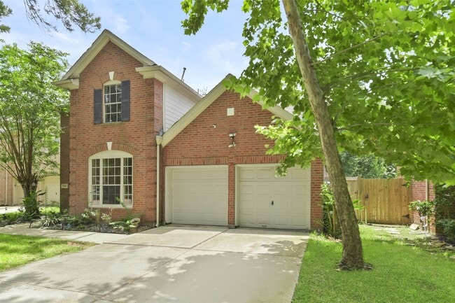 Building Photo - 2111 Village Dale Ave