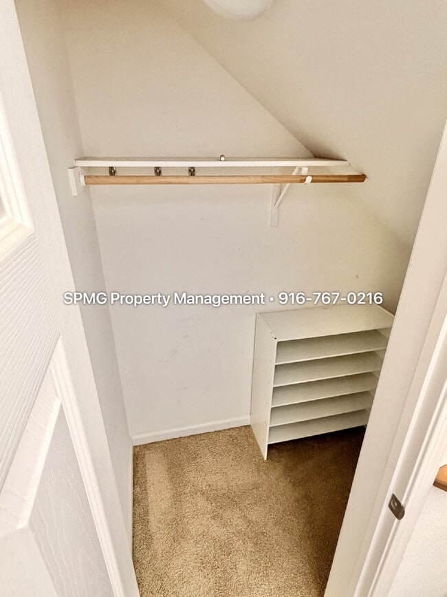 Building Photo - Beautifully Maintained 3 Bed / 2.5 Bath Home in South Natomas — New Appliances & Community Amenit...