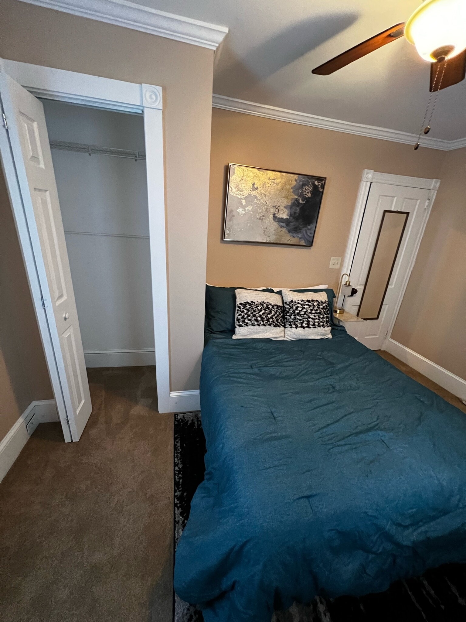 Building Photo - 1419 Market St