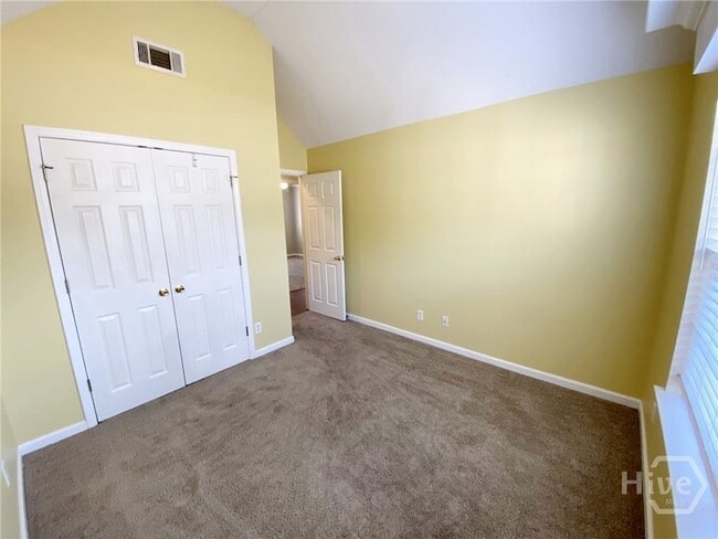 Building Photo - 197 Lewis Dr