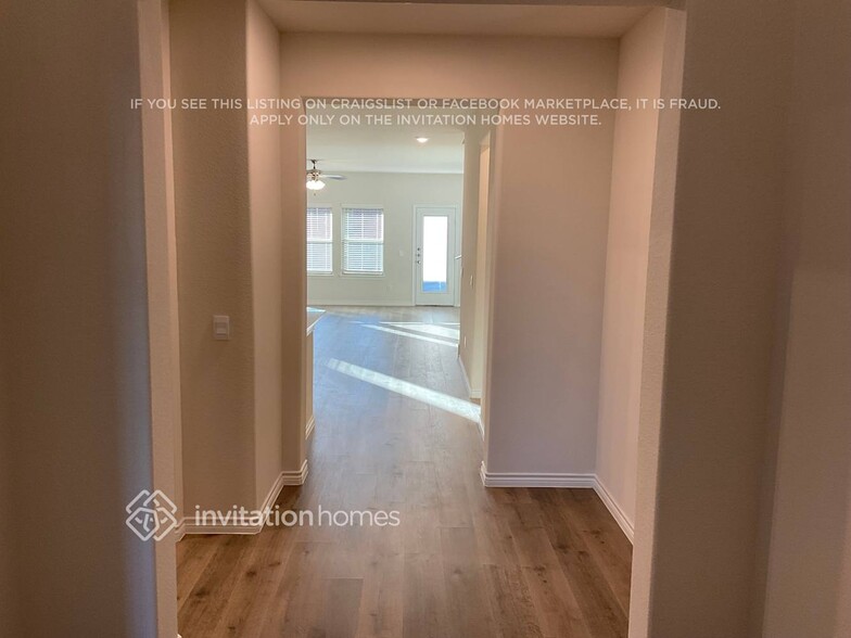 Building Photo - 7325 Mayplace Dr