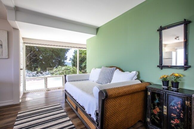 Building Photo - 1603A Paula Dr