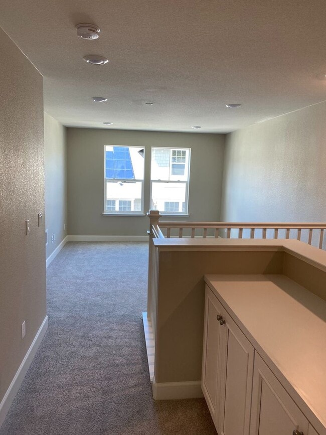 Building Photo - 114 Wallace Cir