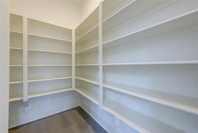 Building Photo - 2118 Nina Lee Ln