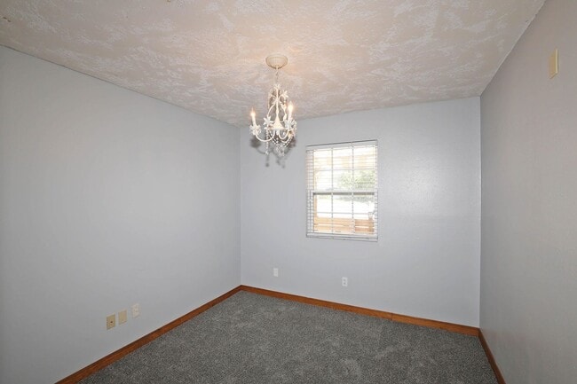 Building Photo - 7303 Calumet Pl