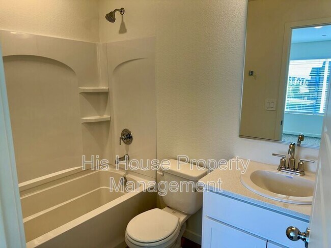 Building Photo - 3905 Congaree Way