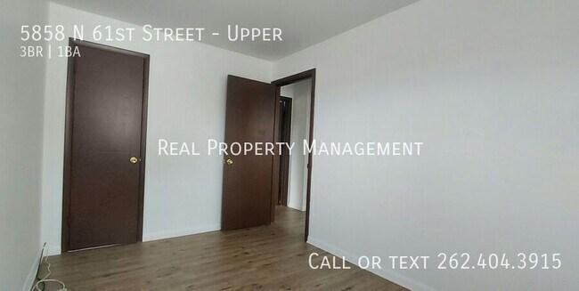 Building Photo - 5858 N 61st St
