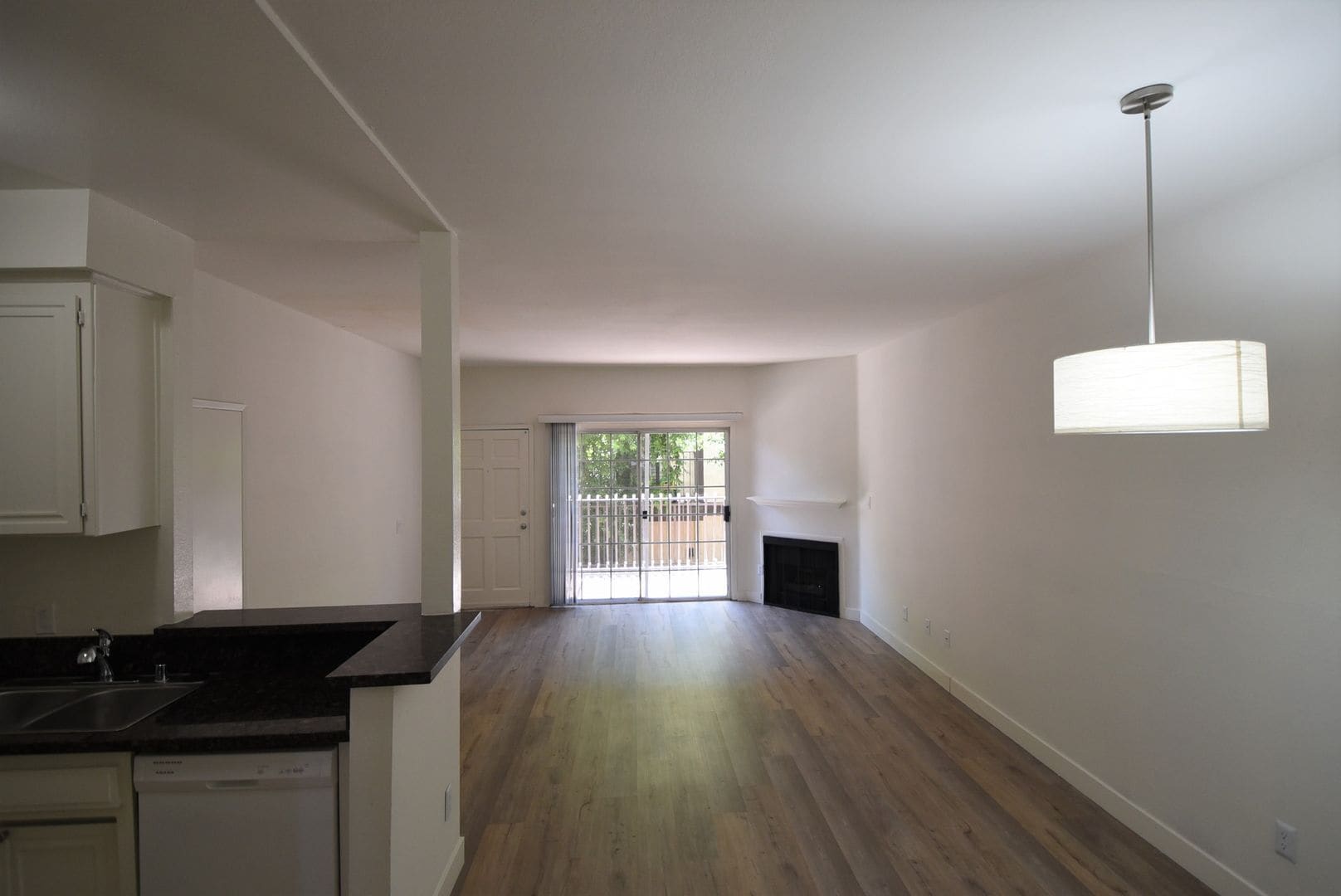 Building Photo - 11434 Moorpark St