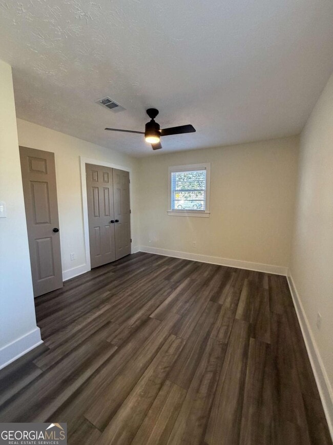 Building Photo - 1135 Casteel Rd