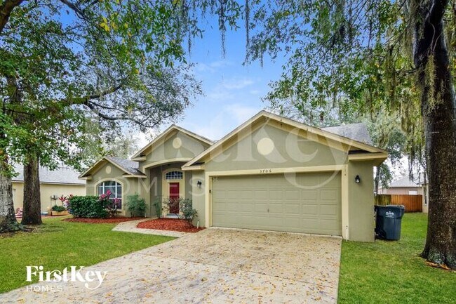 Building Photo - 3706 Treeline Dr