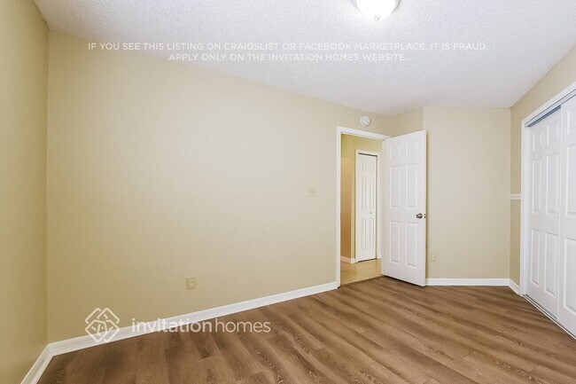 Building Photo - 3234 Bellingham Dr