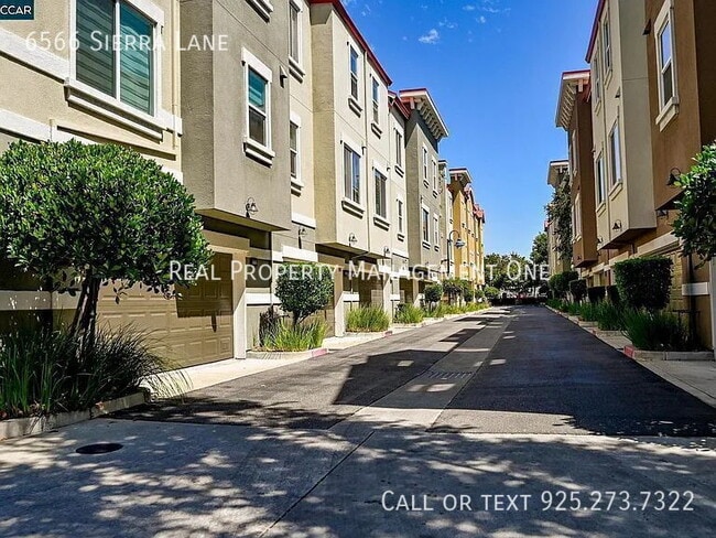 Building Photo - 6566 Sierra Ln