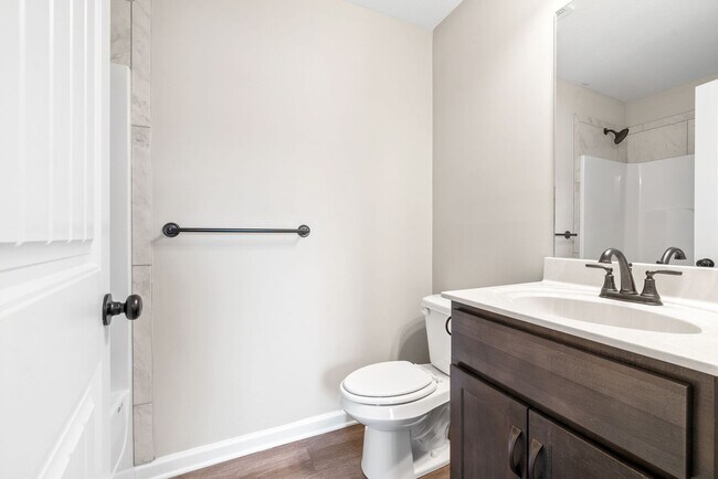 Building Photo - 252 Smithson Ln