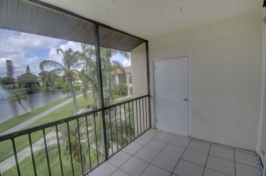 balcony - 4850 Sable Pine Cir