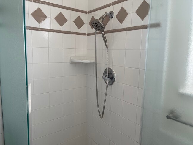 Building Photo - 15507 Caulfield Ave