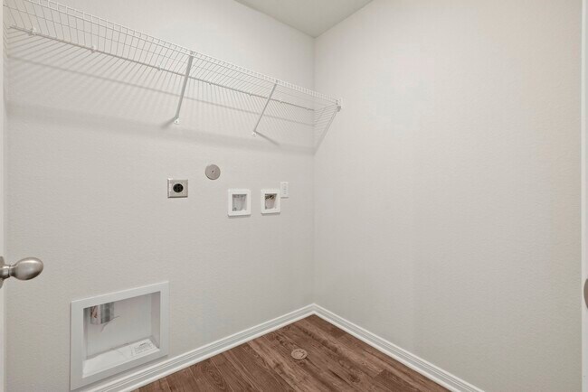 Building Photo - 7610 Thrips Ln