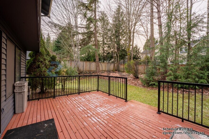 Building Photo - 10617 181st Ave NE