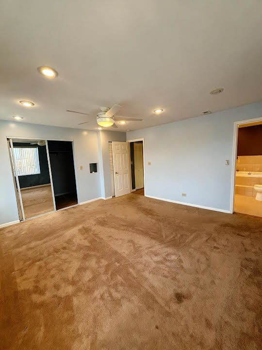 Building Photo - 3827 S Archer Ave