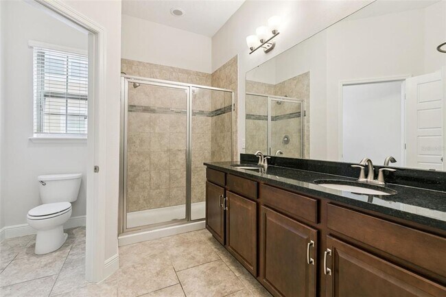 Building Photo - 2333 Lobelia Dr