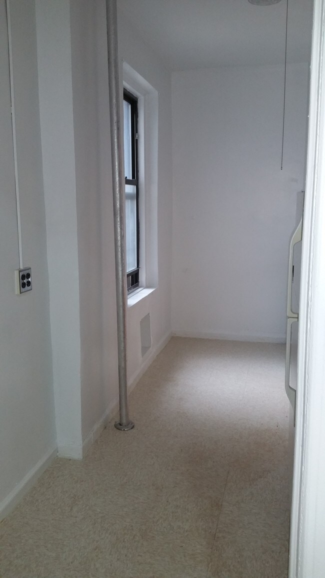 3410 Kingsbridge Ave 3410 Kingsbridge Ave Bronx NY 10463 Apartment