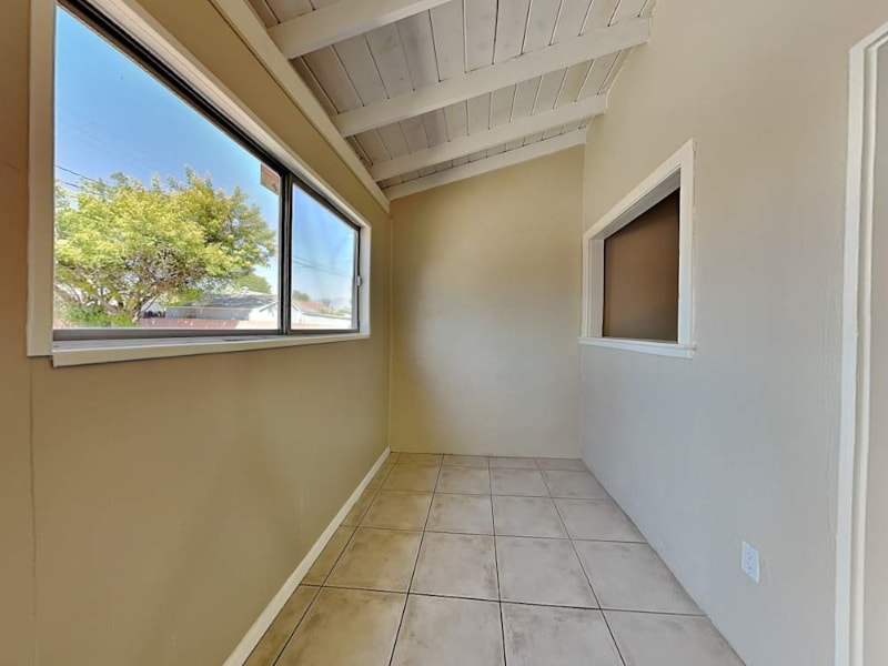 Building Photo - 14249 Minnehaha St