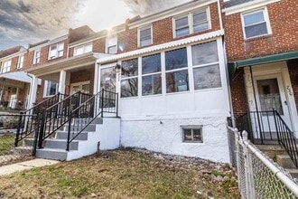 Building Photo - 732 Old Riverside Rd