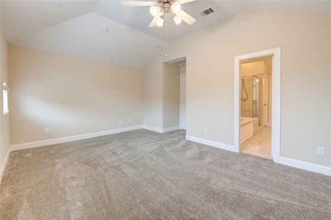 Building Photo - 11315 S Main St