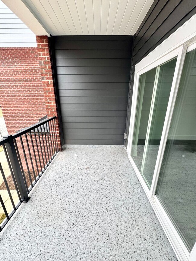 Building Photo - Discover Your Perfect 2-Bed Apartment at Brixton!