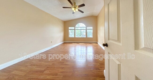 Building Photo - 1647 Gray Bark Dr