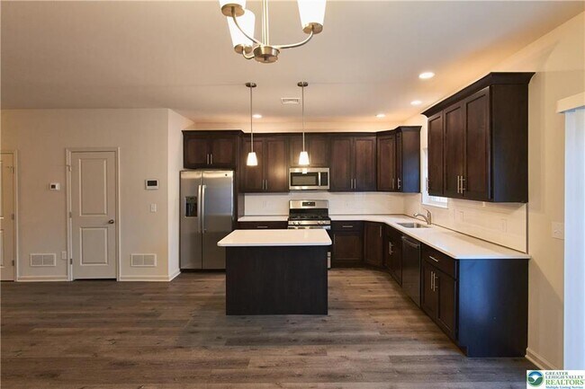Building Photo - 6653 Stein Way