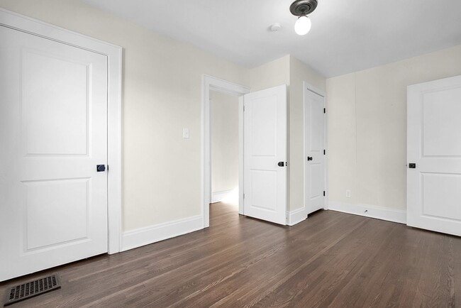 Building Photo - Coming Soon! Stunning 3-Bedroom, 2 Full Bath, 2 Half Bath Home in Southern Orchards
