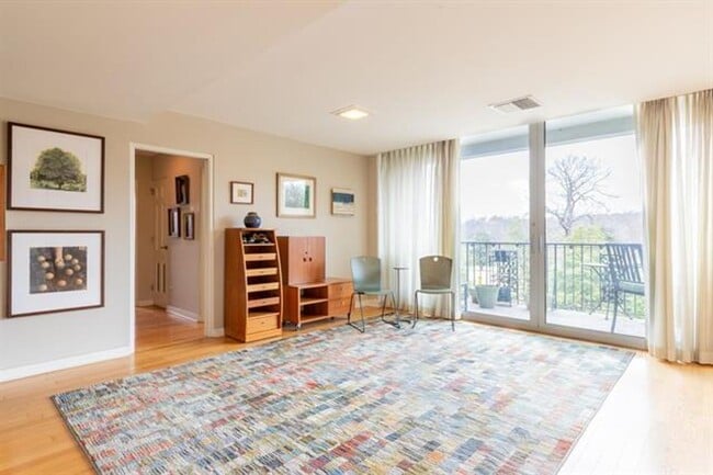 Building Photo - Park Terrace 3-2  by Overton Park