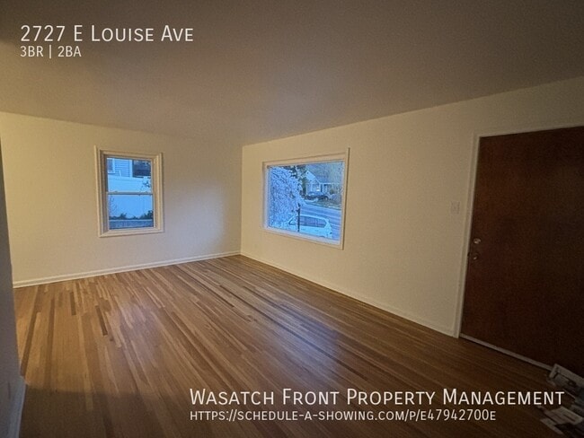 Building Photo - 2727 E Louise Ave