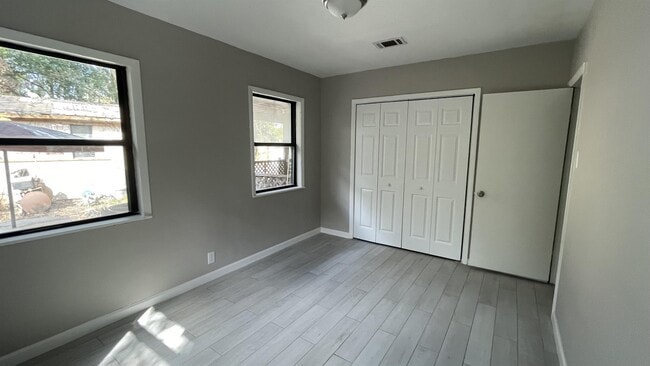 Building Photo - 1384 Pullen Rd