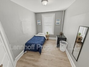 Building Photo - 383 Haverhill St