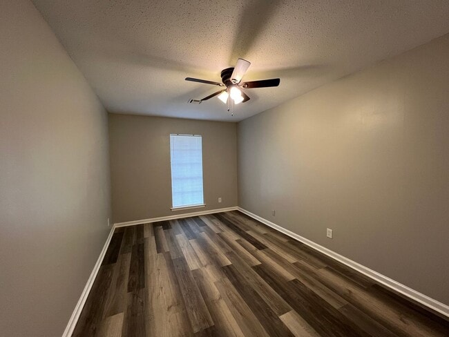 Building Photo - Home for Rent in Gunter Grove