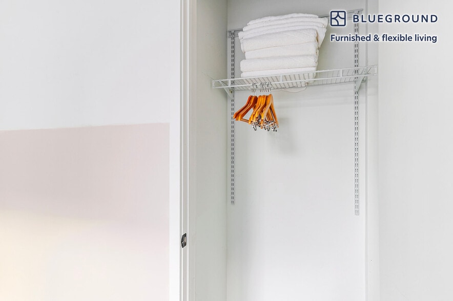 Building Photo - 61 W Erie St