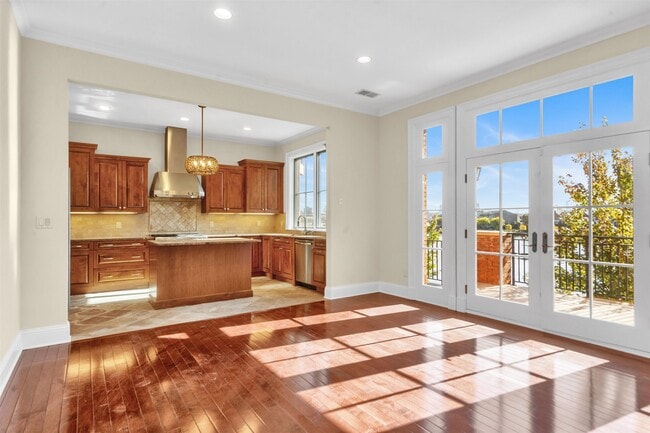 Building Photo - 17 Moorings Ln