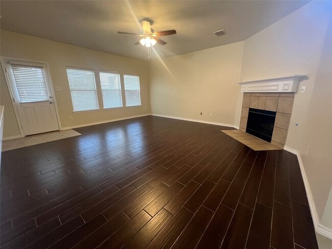 Building Photo - 15632 Gatehouse Dr