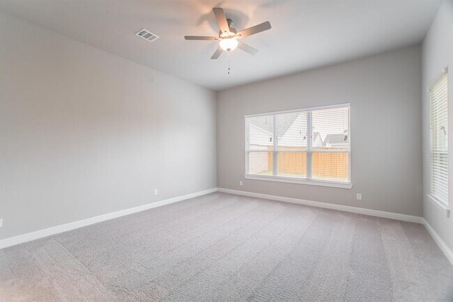 Building Photo - 2344 Goldenglade Dr