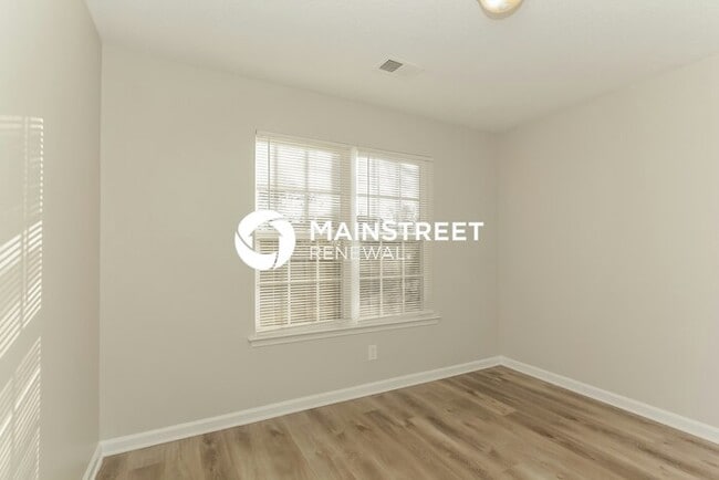 Building Photo - 3 Bedroom Pet-Friendly Home in Mooresville...