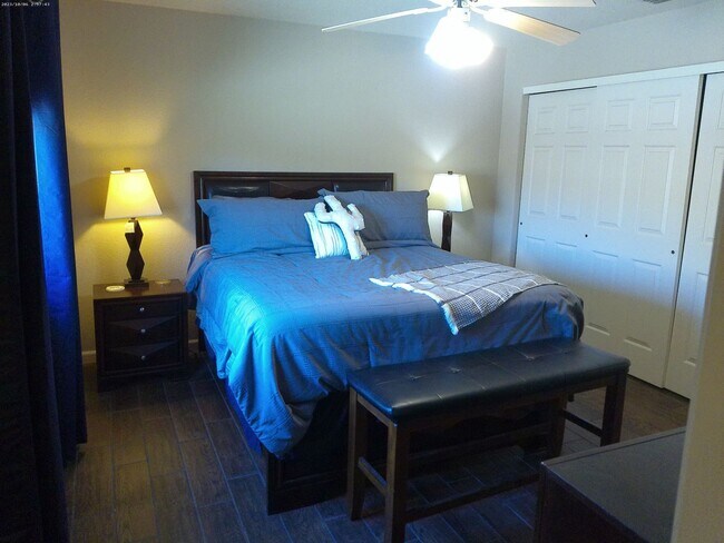 Building Photo - 3501 Iroquois Dr