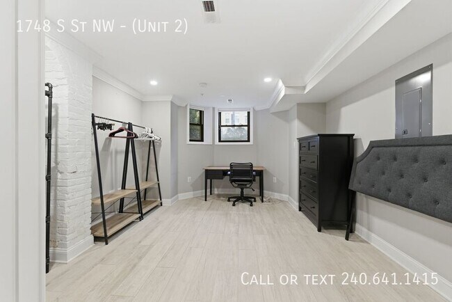 Building Photo - 1748 S St NW