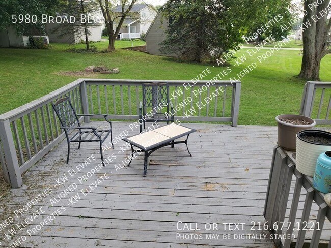 Building Photo - Welcome home !!