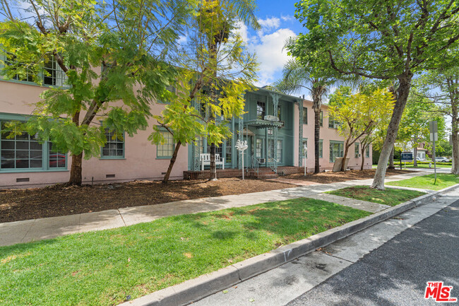 Building Photo - 148 S McCarty Dr