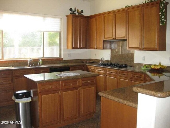 Building Photo - 3419 E June Cir