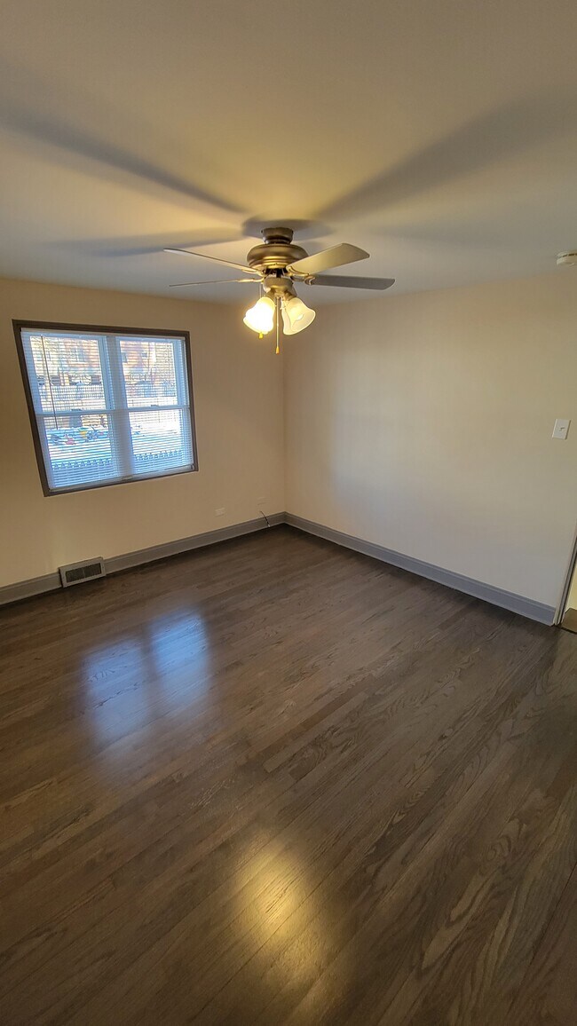 Building Photo - 3701 Forest Ave