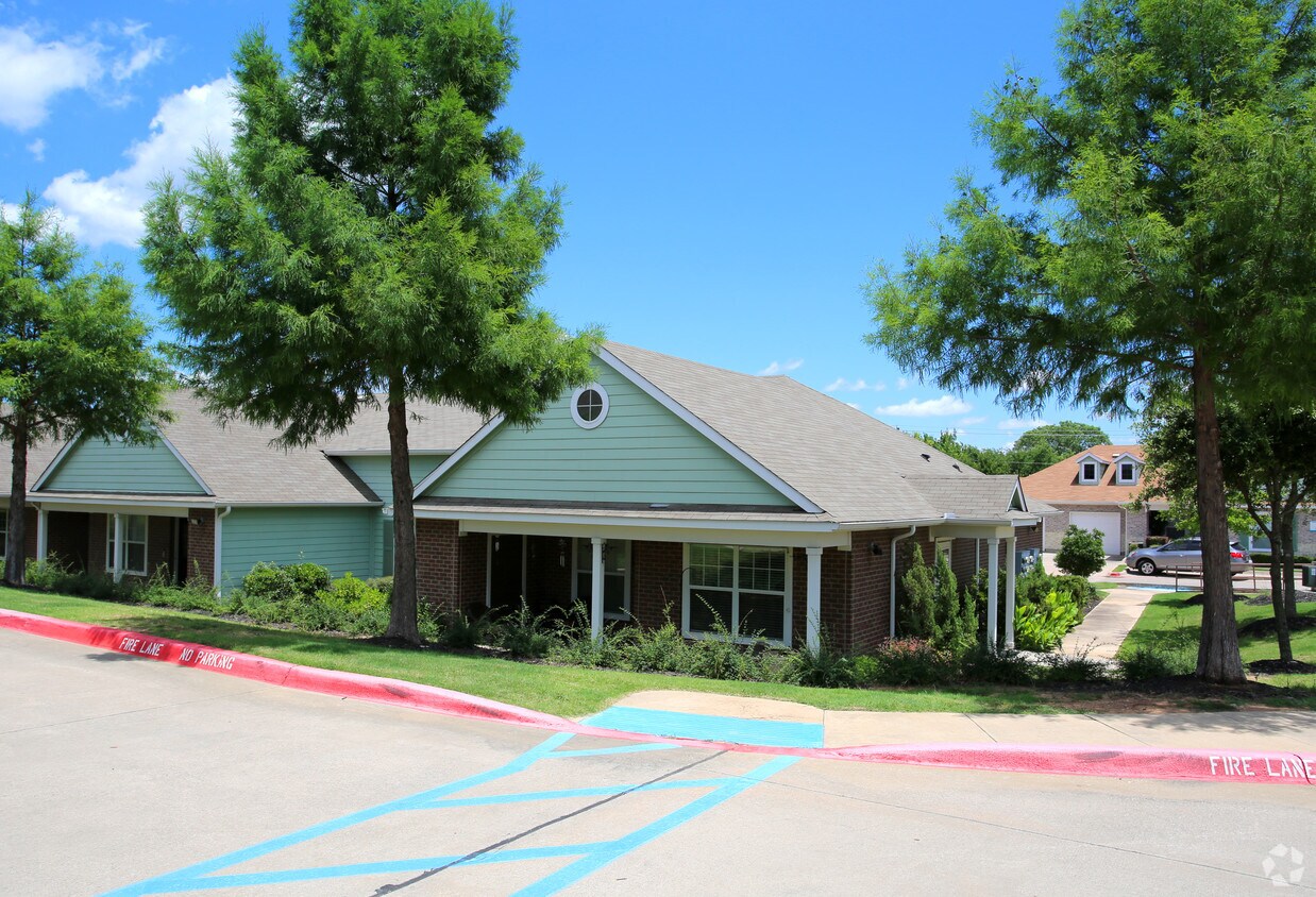 Sunstone Village Denton Tx Apartment Finder